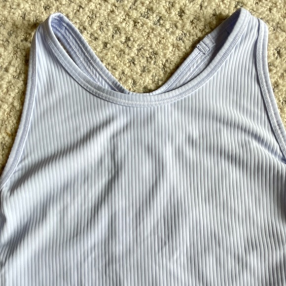 Lululemon Base Pace Tank Ribbed~ Size 4~ Lilac in color~ NWT - Picture 2 of 7